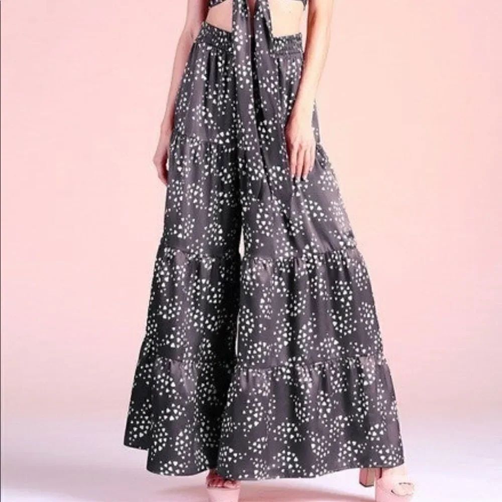 New Tyche Never another wide leg pant size L